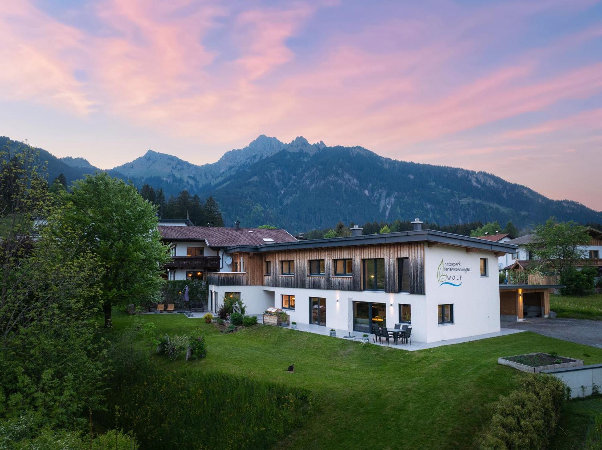 Naturparkferienwohnungen Wolf Reutte Exterior foto